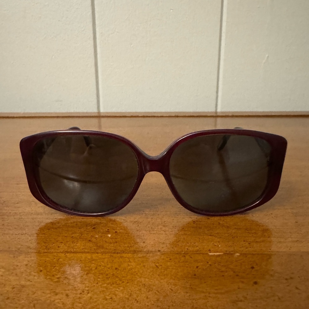 Elegant Burgundy Sunglasses